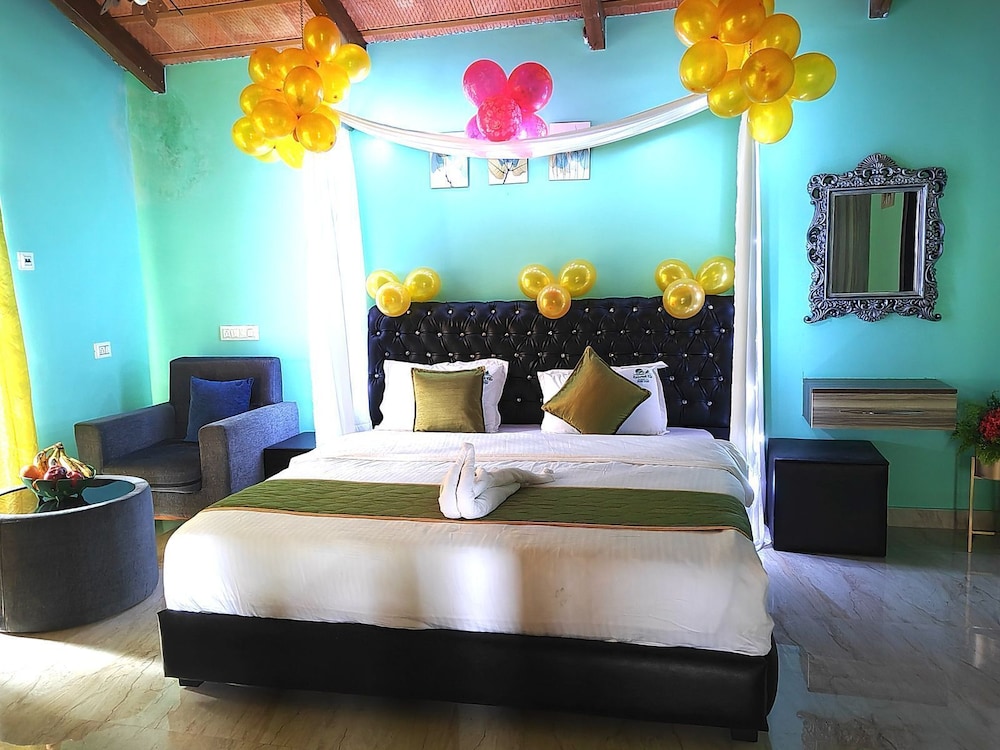 Luxury Villa photo 2