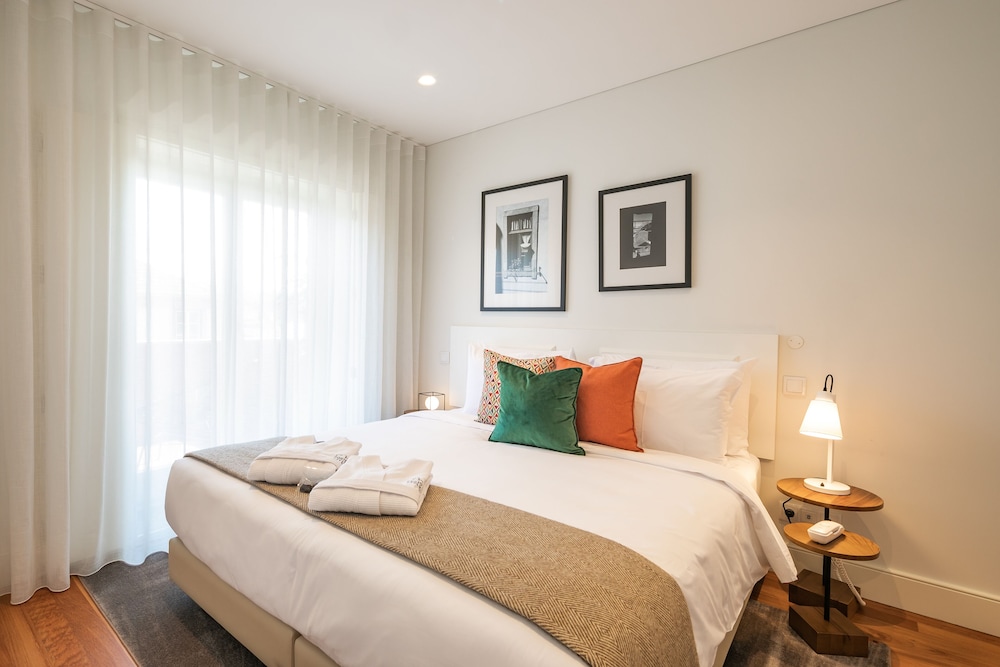 Luxury Suite, Balcony - Photo 1