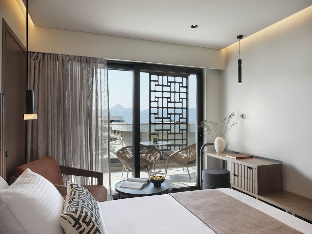 Classic Room Side Sea View