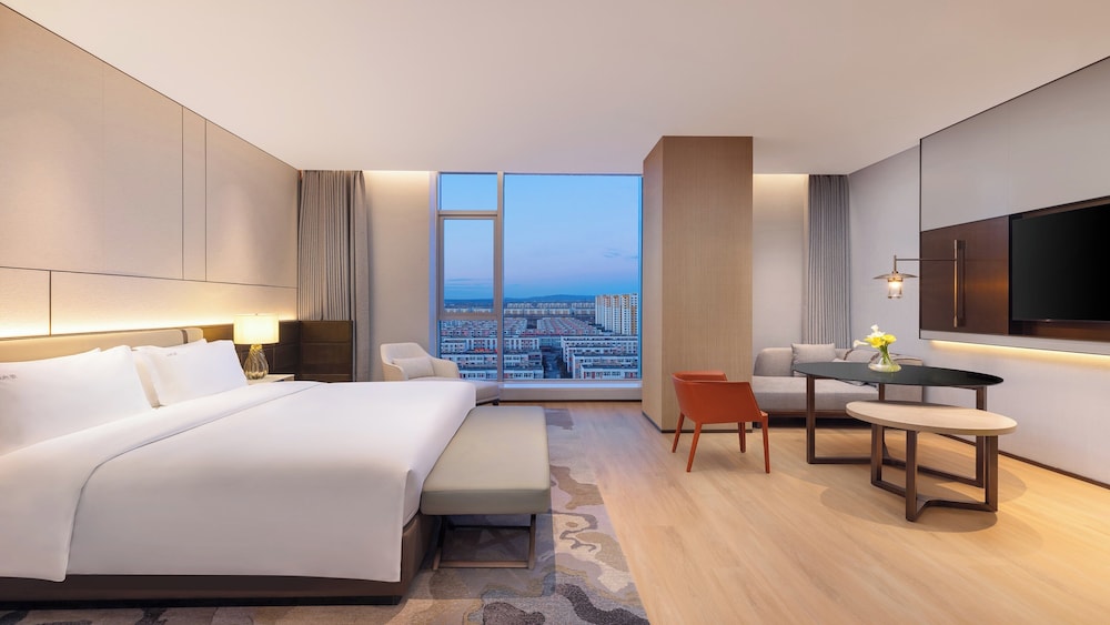 Standard Room, 1 King Bed (High Floor)