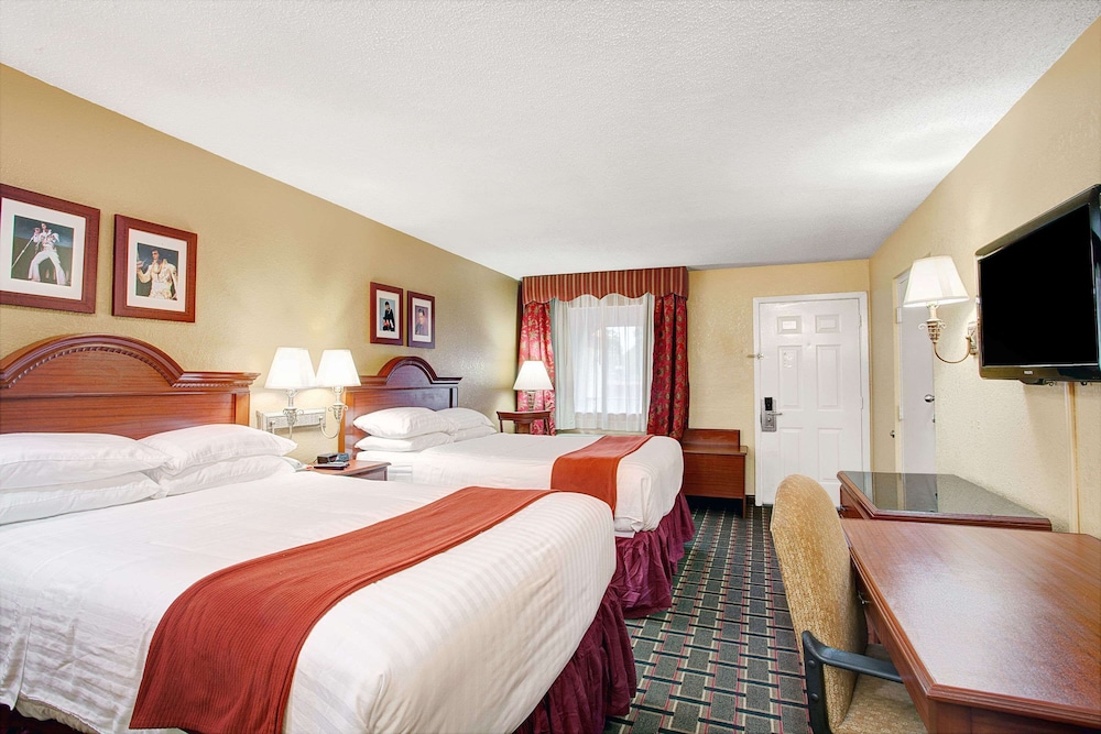Double Room, 2 Double Beds - Photo 1