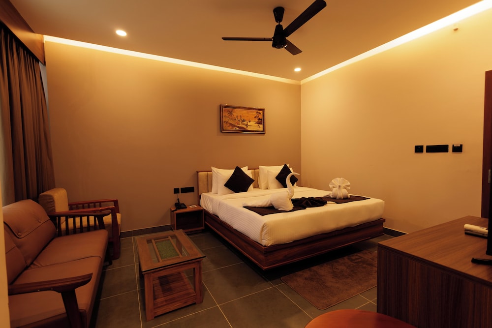 Family Quadruple Room, City View