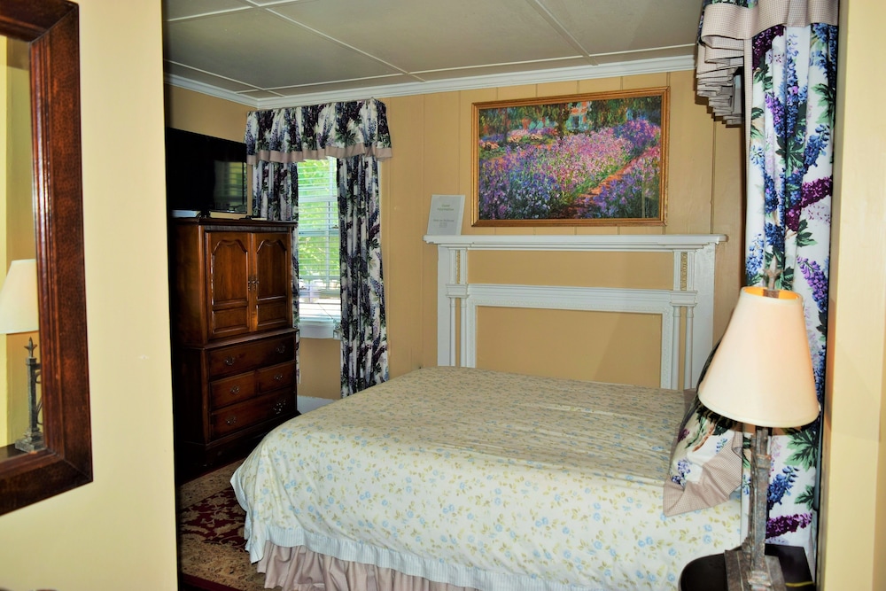 Room, Private Bathroom (Queen bedded room)