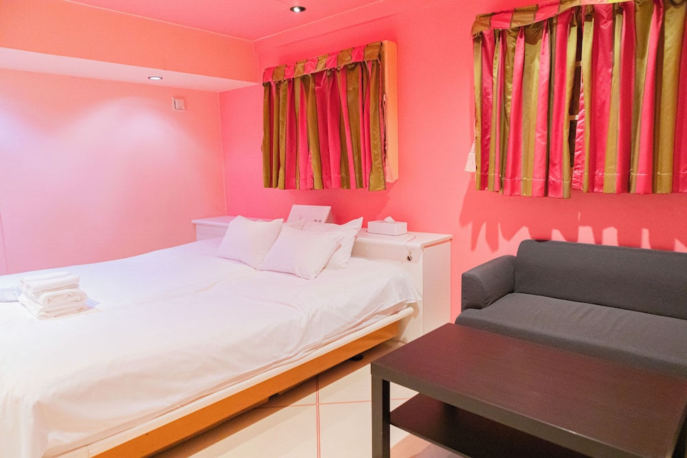 Queen Room (Blossom) Non Smoking