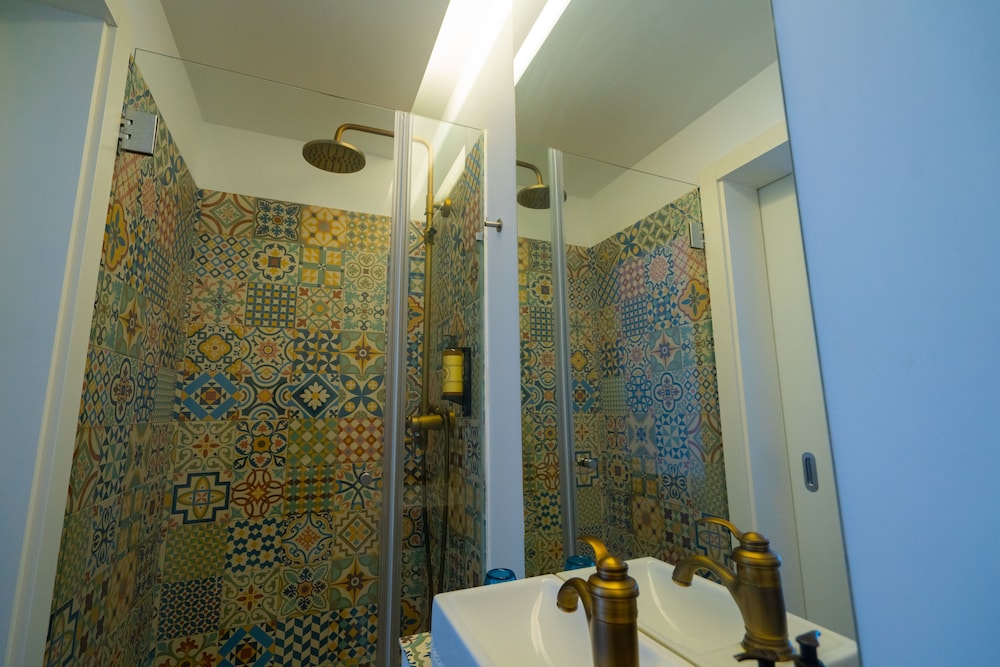 Vintage House 3 photo 3