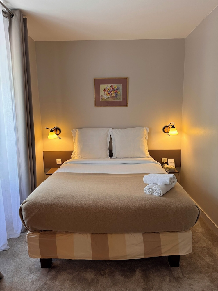 Standard Double Room photo 2
