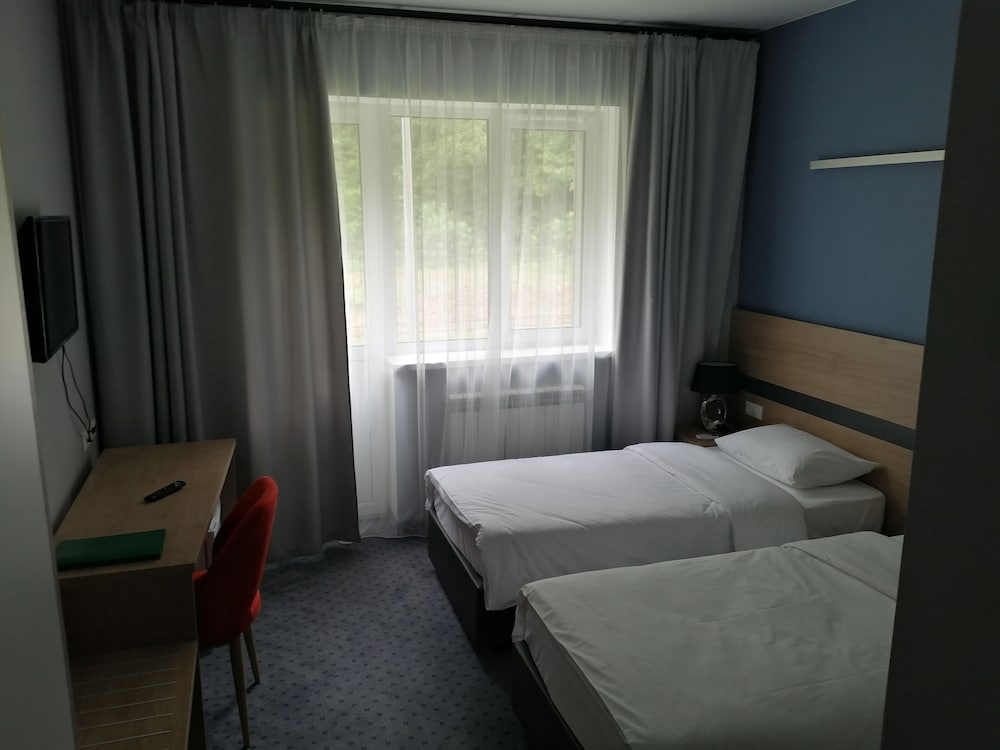 Standard Double or Twin Room photo 1