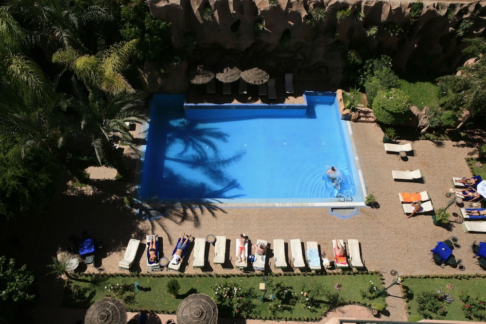 Double Room, Pool View - Photo 10