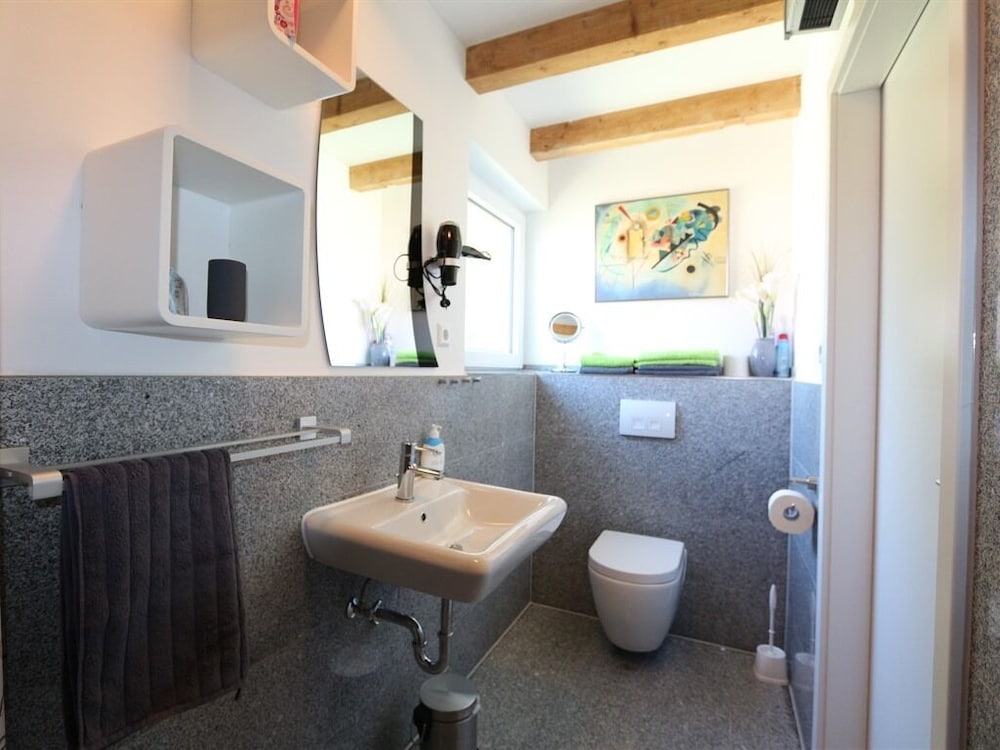 Apartment, Private Bathroom photo 2