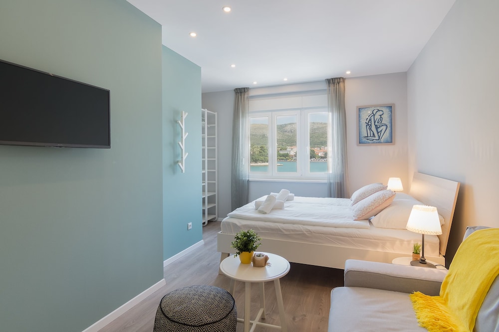 Deluxe Double Room, Sea View (Extra Bed)