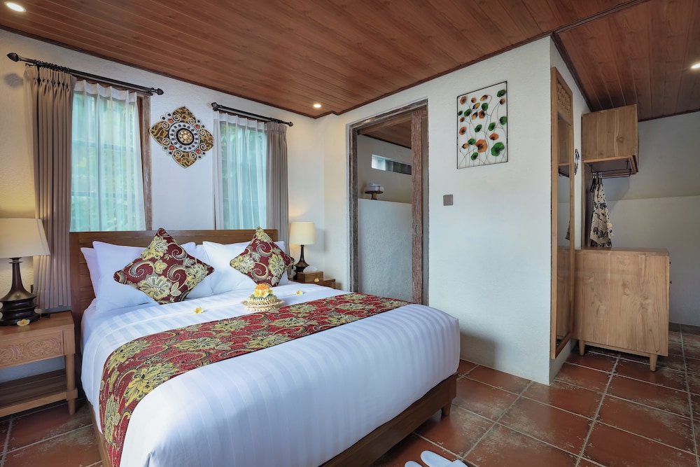 Deluxe Room with Valley View and 10 minutes Foot or Shoulder Massage photo 1