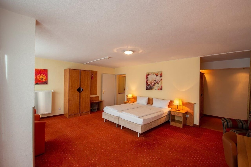Basic Double or Twin Room