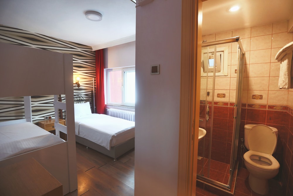 City Shared Dormitory, Multiple Beds photo 1