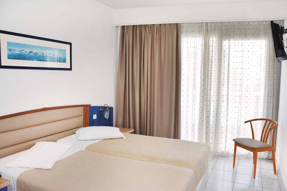 Family Apartment, 1 Bedroom, Sea View - Photo 2