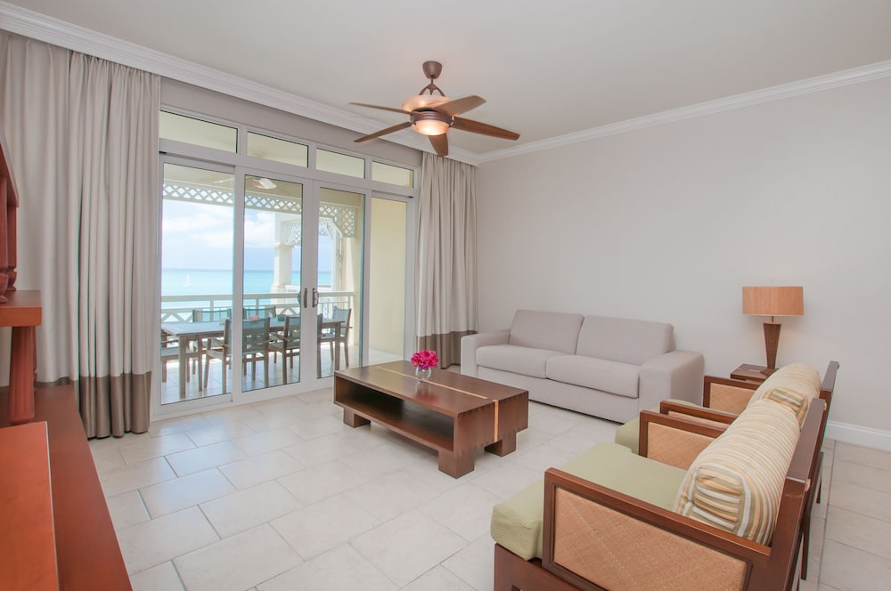 Suite, 2 Bedrooms, Oceanfront - Photo 8