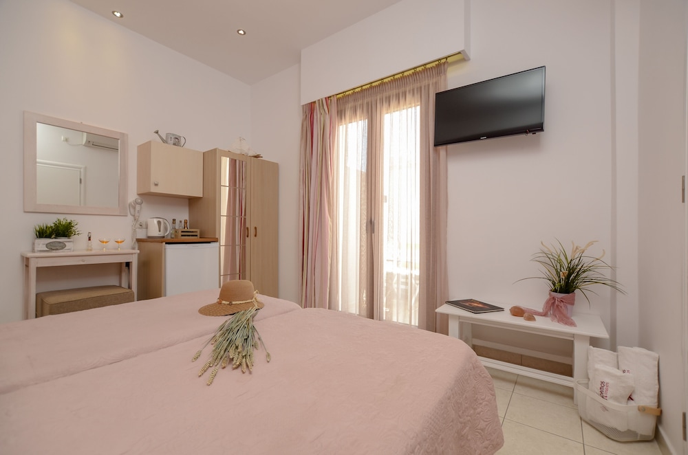 Deluxe Twin Room, Sea View (First Floor)