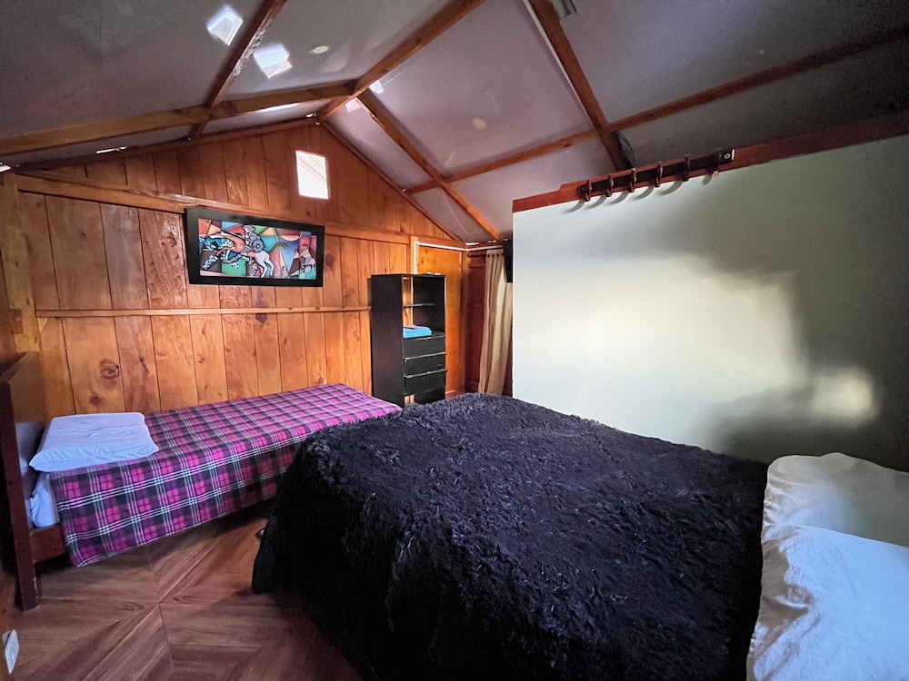 Family Cabin, 1 Bedroom photo 3