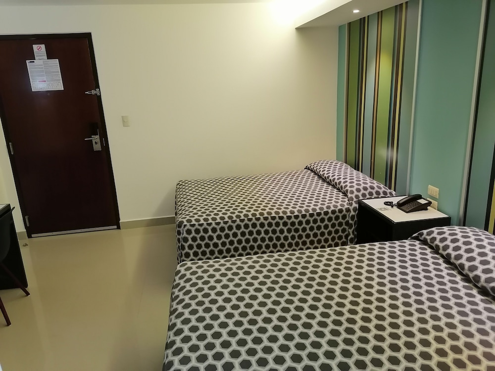 Economy Double Room, 2 Double Beds - Photo 4