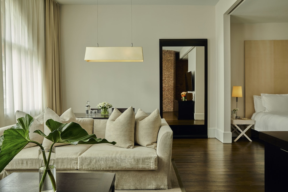 Loft Suite