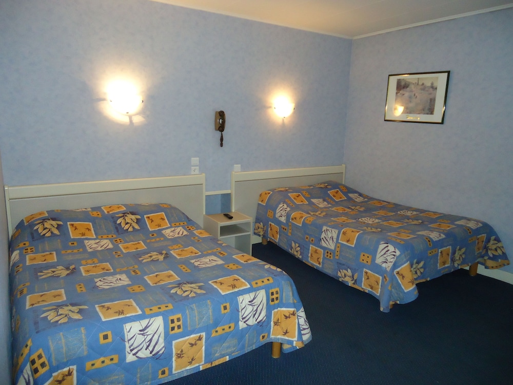 Quadruple Room - Photo 3