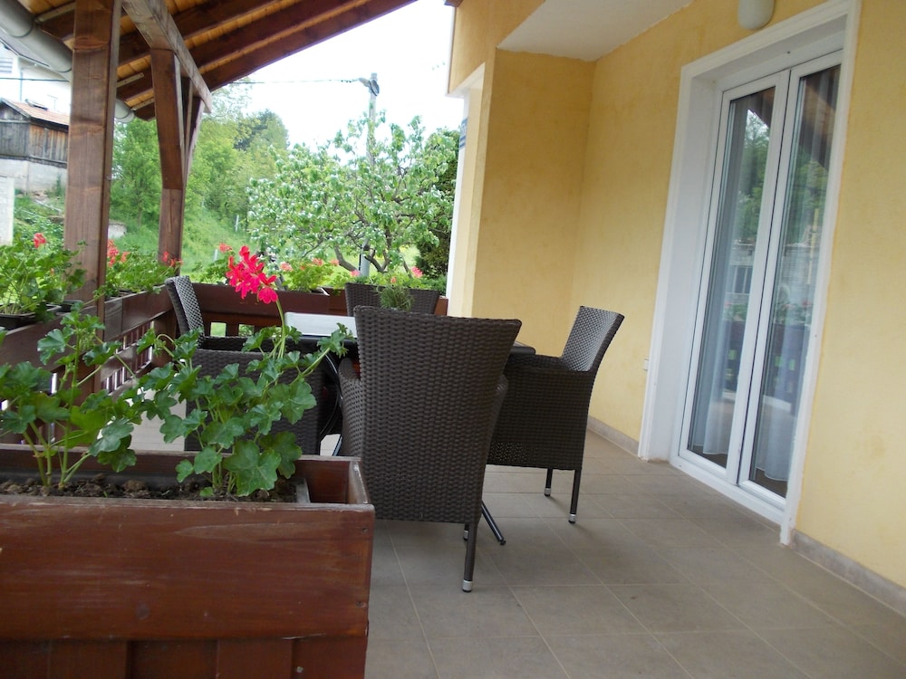 Comfort Apartment, Multiple Beds, Garden View photo 3