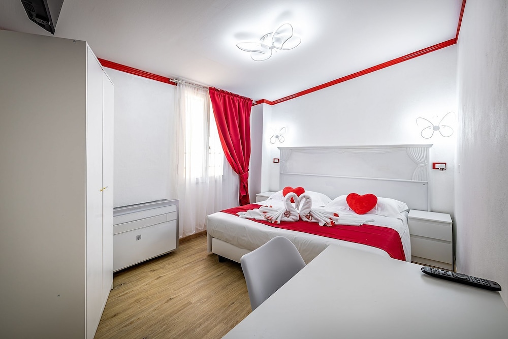 Standard Double Room, 1 Double Bed photo 2