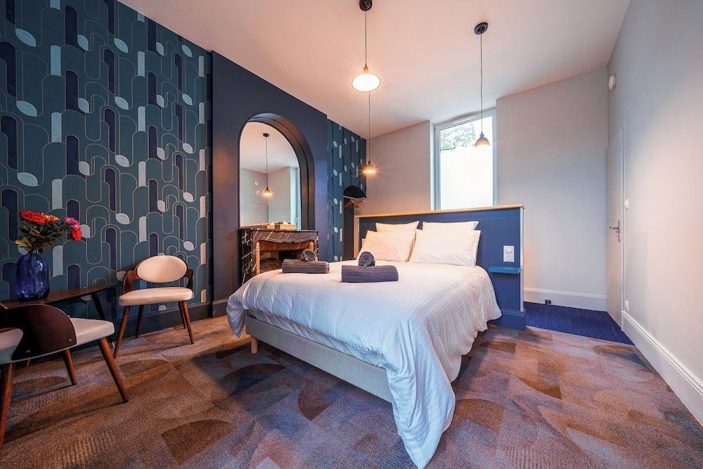 Ch1 Affaires, 1 double bed, courtyard view photo 3