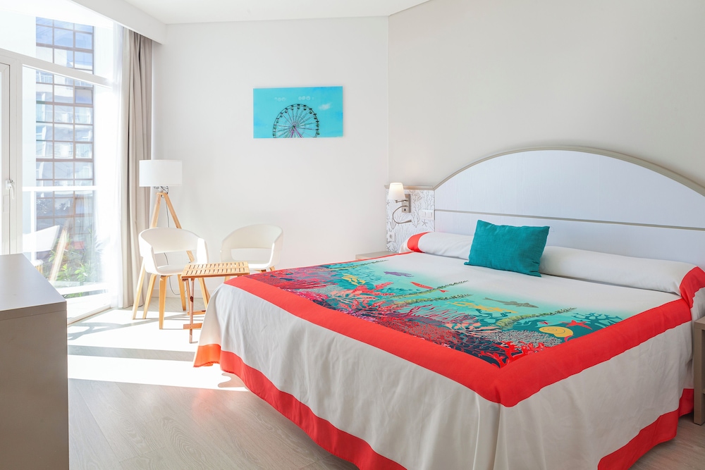 Double Room, Terrace, Partial Sea View - Photo 3
