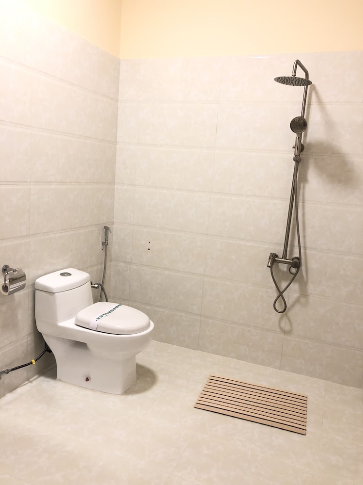 Standard Single Room, 1 Queen Bed photo 3
