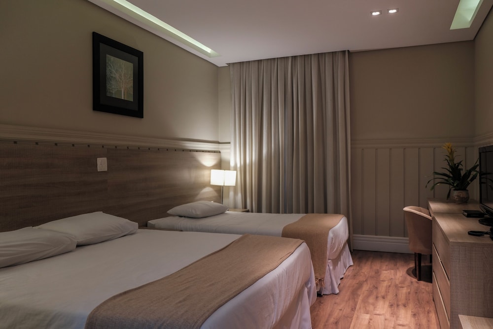 Deluxe Triple Room photo 2