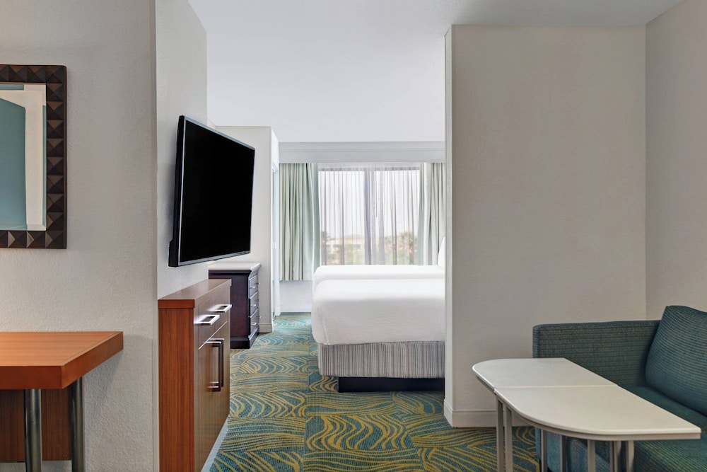 Suite, Multiple Beds (Pure) photo 1
