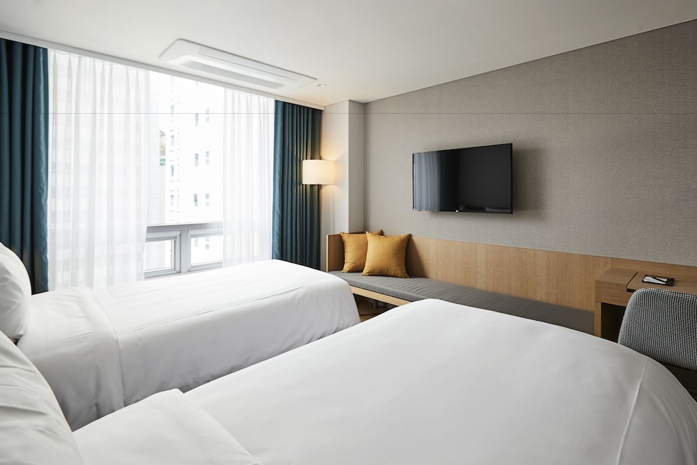 Superior Twin Room photo 2