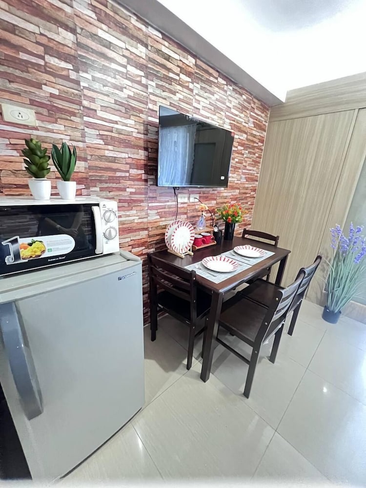 Comfort Condo, City View photo 3