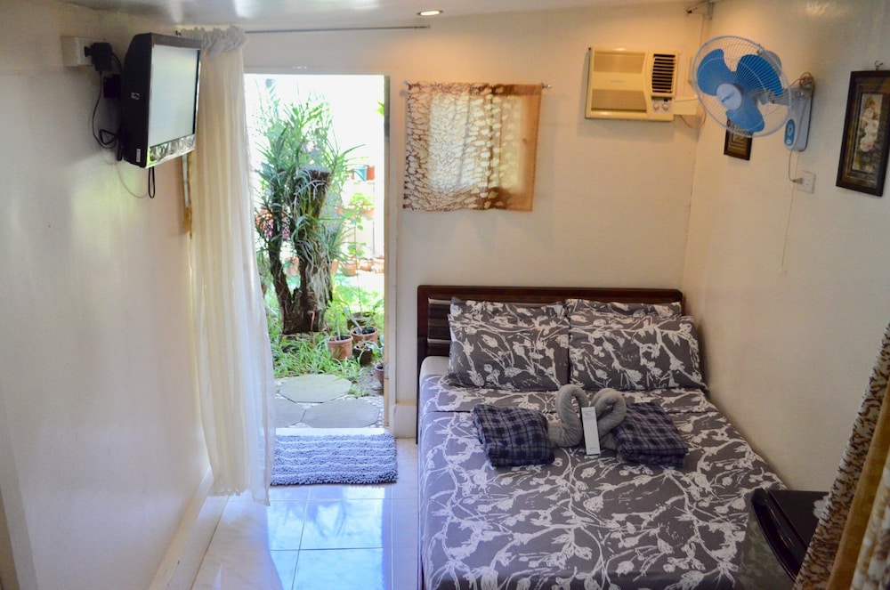 Garden Room photo 2