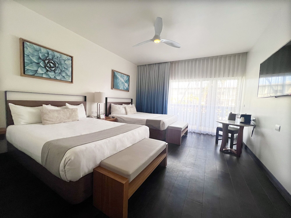 Deluxe Double Room - Photo 1