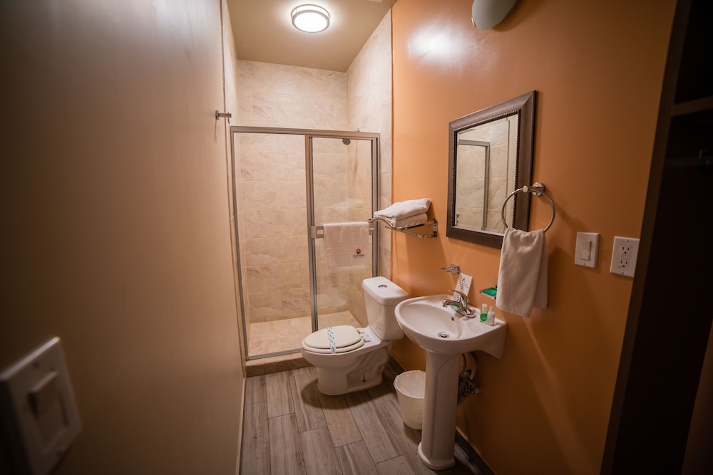 Junior Suite, 1 Queen Bed photo 3