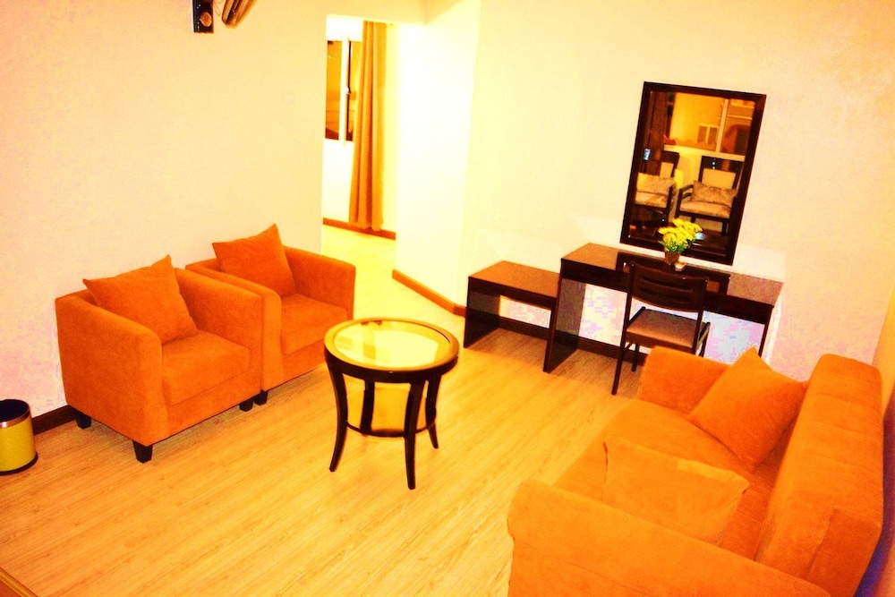 Suite, 1 Bedroom photo 1