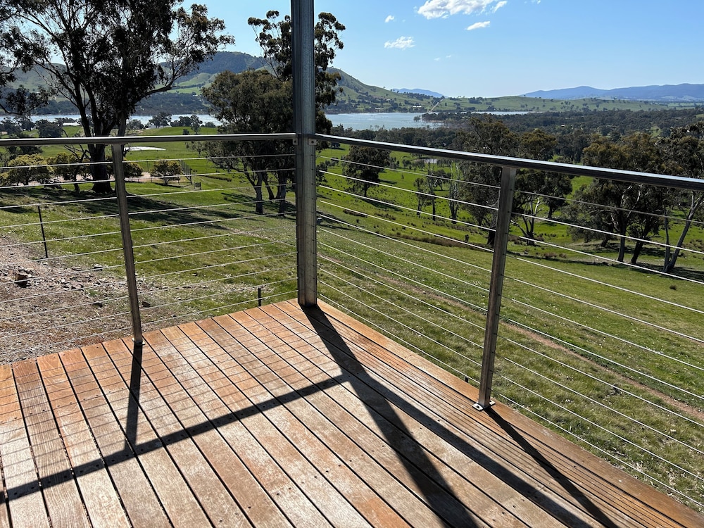 Standard Cottage, 2 Bedrooms, Non Smoking, Lake View (Redgum Cottage) photo 2