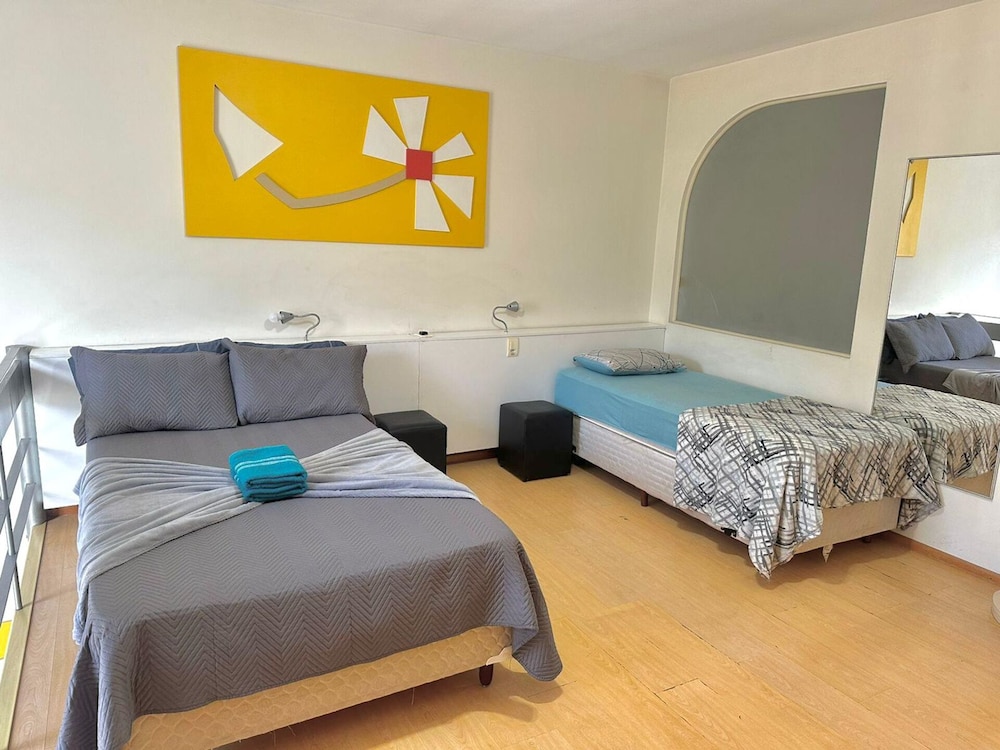 Apartment photo 1