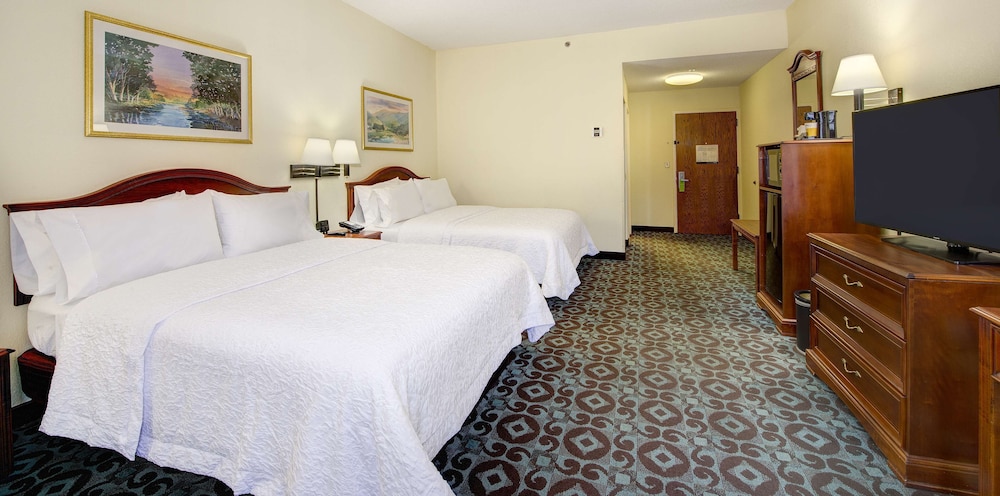 Two queen beds non smoking - Photo 1