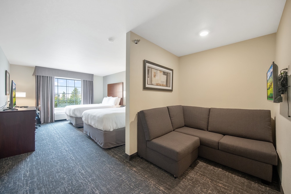 Studio, 2 Queen Beds with Sofa Bed, Non Smoking