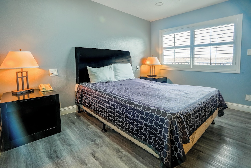 Room, 1 Queen Bed, Non Smoking photo 3
