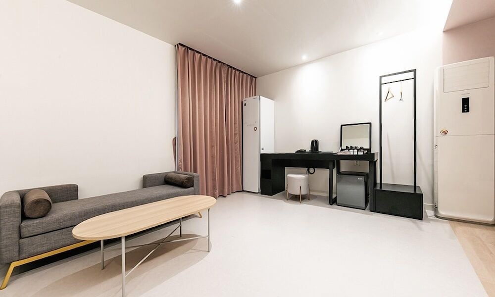 Premium Room - Photo 5