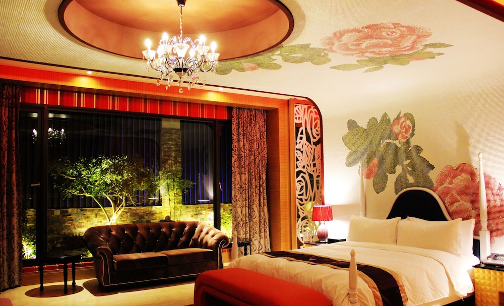 Romantic Double Room, 1 King Bed, Non Smoking photo 3