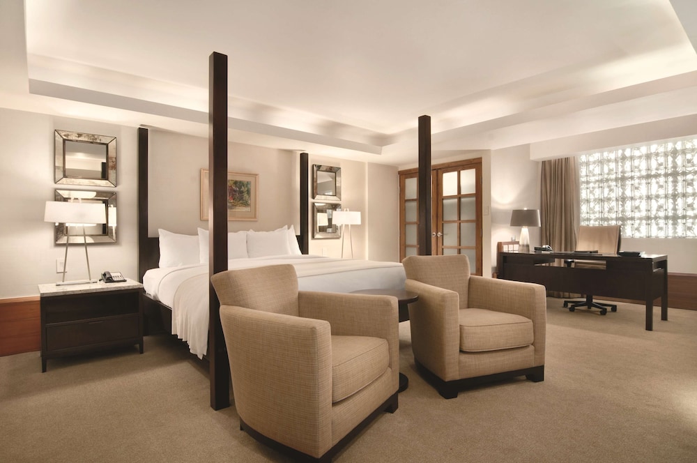 Presidential Suite, 1 King Bed (Premium Presidential Suite)