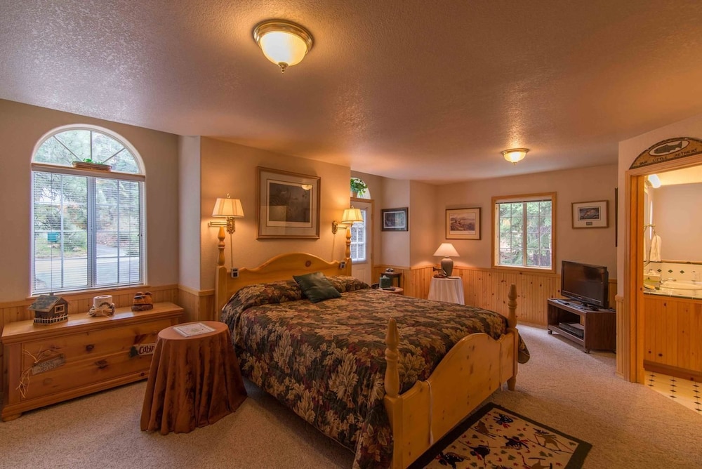 Family House, 4 Bedrooms, Mountainside photo 2