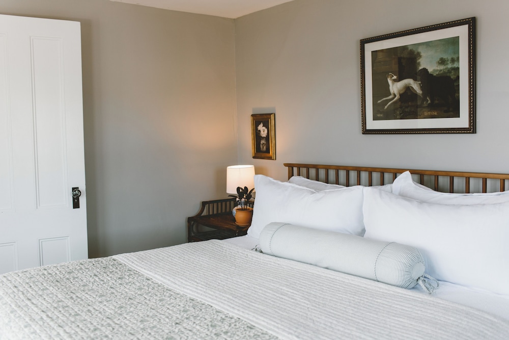 Premium Suite, 2 Bedrooms, Fireplace, Ocean View photo 3