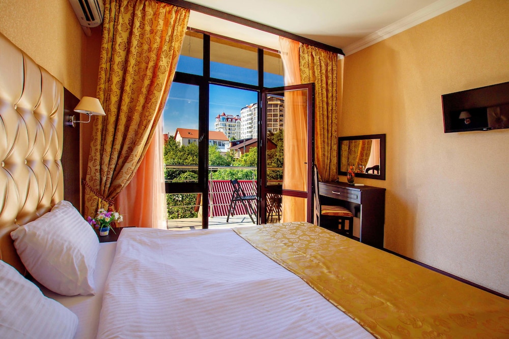 Standard Double Or Twin Room, City View photo 1