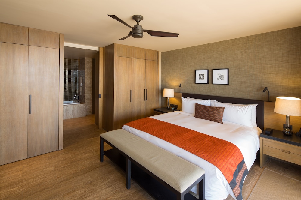 Deluxe Room, 1 King Bed With Sofa Bed, Resort View