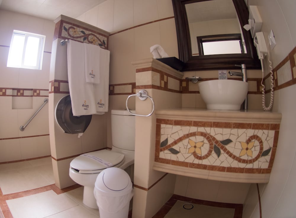 Executive Room - Photo 5